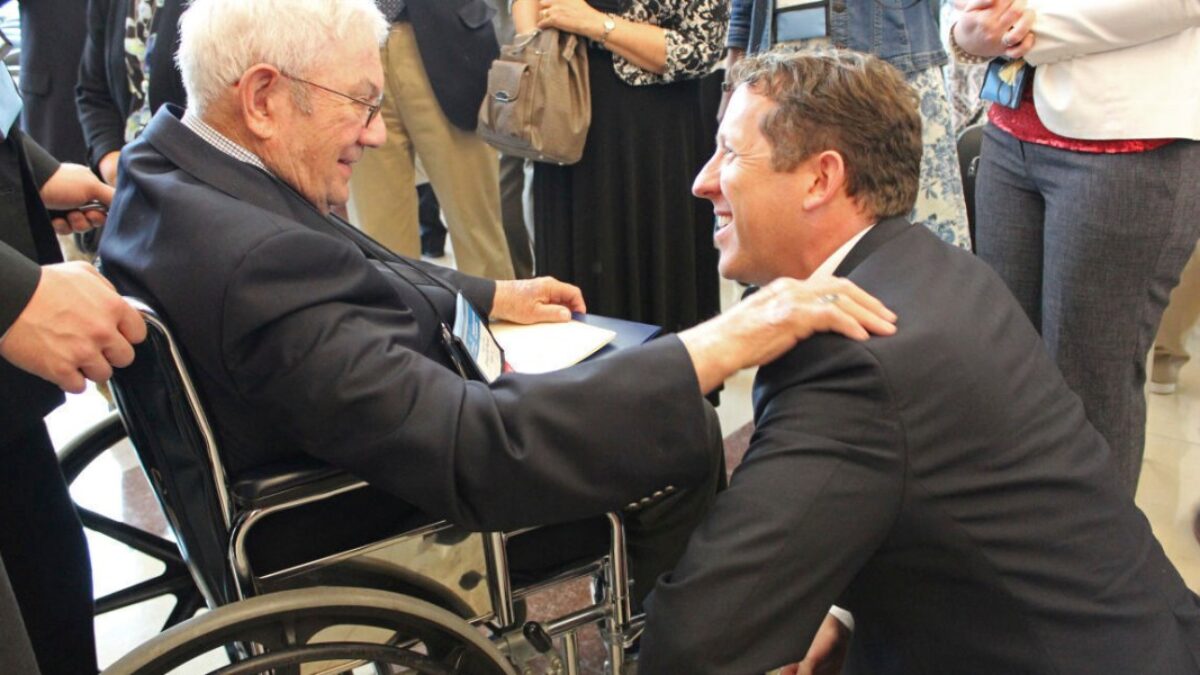 Posledné „eso“: Pilot stíhačky z druhej svetovej vojny Donald McPherson, ktorý zostrelil 5 nepriateľských lietadiel, zomrel vo veku 103 rokov.