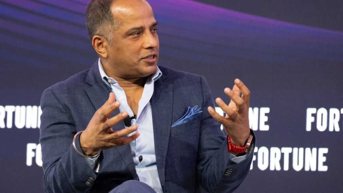 Prečo by banky mali využívať AI nielen pre bohatých – a budovať finančný systém pre všetkých.