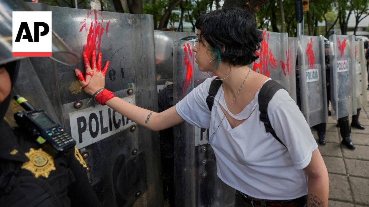 Tisíce pochodovali Mexico City na podporu Palestínčanov v Gaze