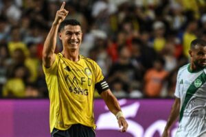 Ronaldo: 100 gólov v štyroch kluboch, rekordný zásah nestačil