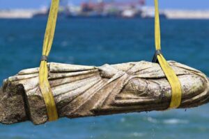 Staroveké mesto pohltilo pred 2000 rokmi more. Odborníci jeho skazu pripisujú ts...