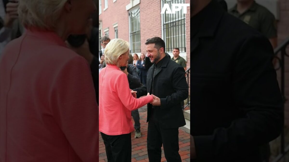 Zelenskyj v elegantnom čiernom saku na rokovaniach vo Washingtone.