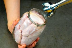 Nerobte kuracie krídla, kým neuvidíte túto techniku, ktorá si podmaňuje svet!