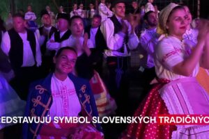 Z. MATEJIČKOVÁ : TAKTO VYZERÁ SKUTOČNÉ SRBSKO A SLOVENSKÉ NÁRODNÉ SLÁVNOSTI V BÁ...