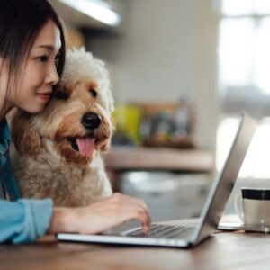 Bývalý komisár SEC a riaditeľ spoločnosti zaoberajúcej sa AI: Budúcnosť s umelou...