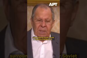 Sergej Lavrov obhajuje nosenie trička s motívom ZSSR na Aljaške: „Na sovietskych...