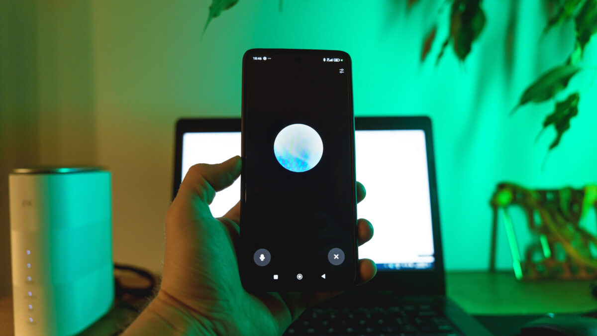 Používatelia ChatGPT sa sťažujú na stratu štandardného hlasového režimu