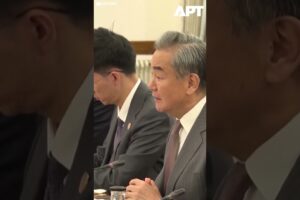 India a Čína rokujú o hraniciach v New Delhi pred summitom SCO.