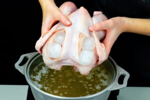 Jeden trik a kura sa rozplýva na jazyku!