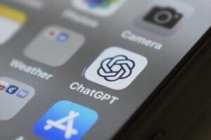 Narastá závislosť detí od nástrojov ako ChatGPT.