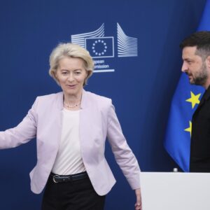 Európski lídri so Zelenským ladili postup pred samitom s Trumpom.