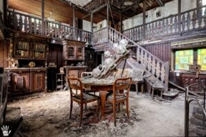 Tajomstvo pána Olafa. Opustený dom plný plesne, techniky a nevysvetlených príbeh...