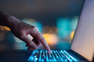 Bývalý šéf kybernetickej bezpečnosti FBI: Zákon o kybernetickej bezpečnosti, kto...