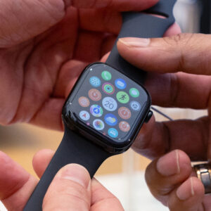 Apple Watch prejde výraznou zmenou dizajnu, ale nie pri Apple Watch 11