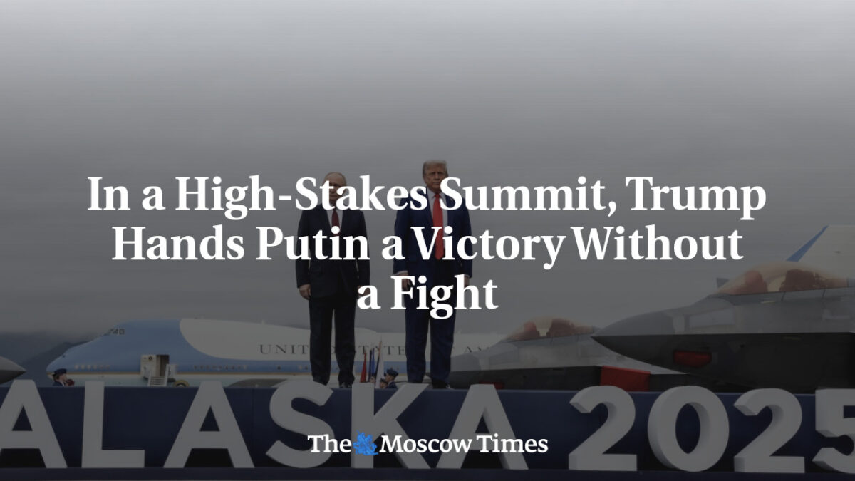 Na samite s vysokou mizivou, Trump dáva Putinovi víťazstvo bez boja