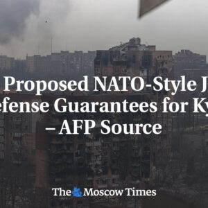 Návrh USA na spoločnú obrannú záruku pre Kyjev v štýle NATO – Zdroj AFP