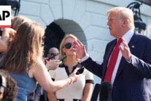 Trump zvažuje omilostenie Ghislaine Maxwellovej: „Môžem to urobiť.“