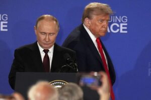 Trump a Putin ukončili spoločné rokovanie.