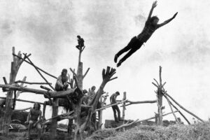 Prvý Woodstock: dvaja mŕtvi a blatisté orgie.