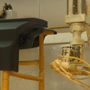 Fíni chcú na východe Slovenska vyrábať plastové komponenty.