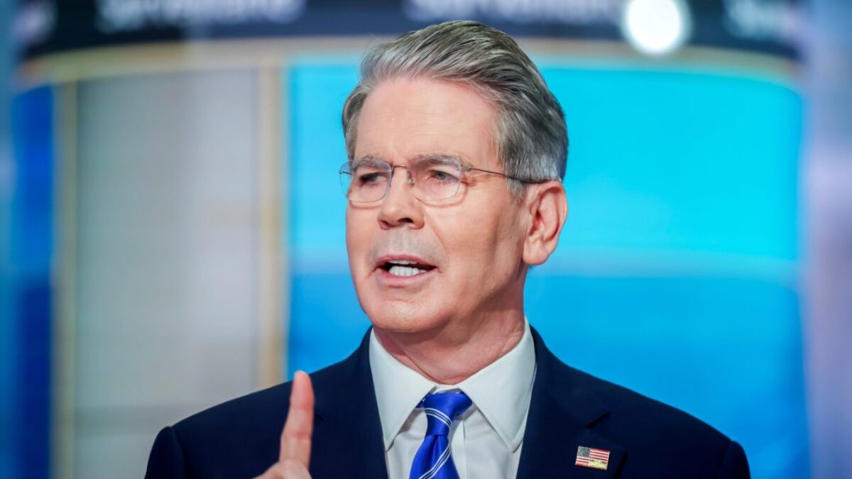 Bessent tvrdí, že nezvyčajná dohoda o zdieľaní výnosov medzi spoločnosťami Nvidia a AMD by mohla byť „modelom“ pre iné odvetvia.