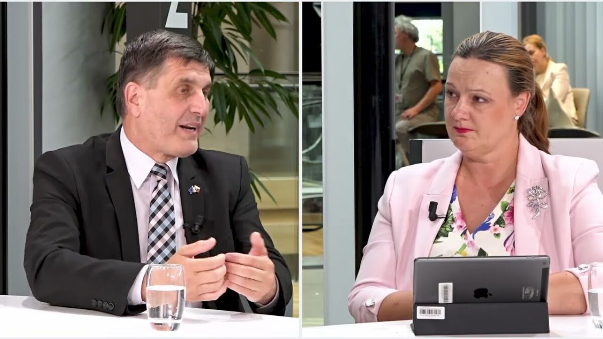 K. R. Neveďalová: K VECI #15 rozhovor s Braňom Ondrušom