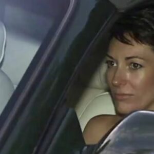 Ghislaine Maxwell nechce zverejnenie prepisov veľkej poroty v prípade Epsteina