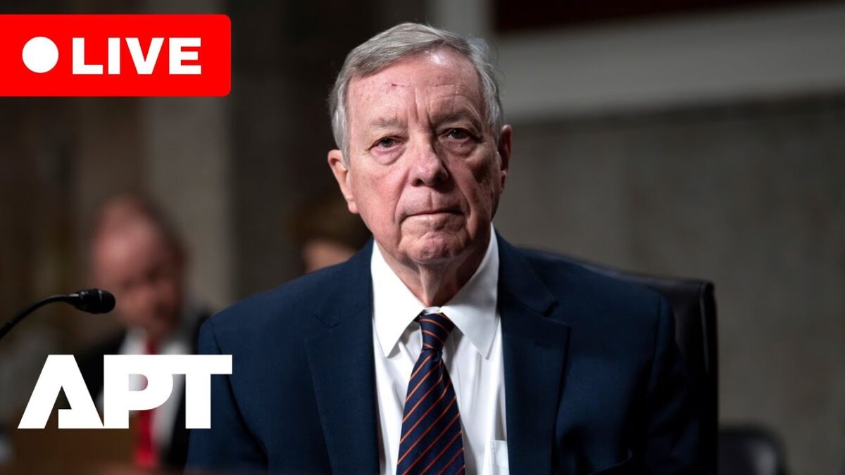 Senátor Dick Durbin a texaskí demokrati z Snemovne reprezentantov informujú o vplyve redistriktácie volebných obvodov.