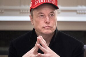 Apple má nový problém s AI – tentoraz od Elona Muska.