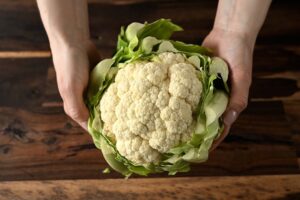 Robím karfiolové cesto na pizzu! Takúto vegánsku pizzu ste ešte nejedli.