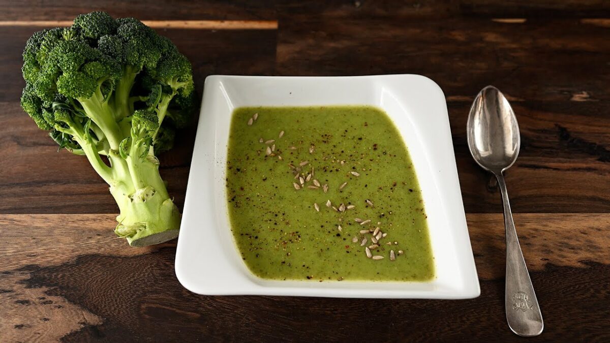 Začnite znižovať cholesterol prirodzene s touto lahodnou brokolicovou polievkou! Začnite znižovať cholesterol prirodzene s touto lahodnou brokolicovou polievkou!