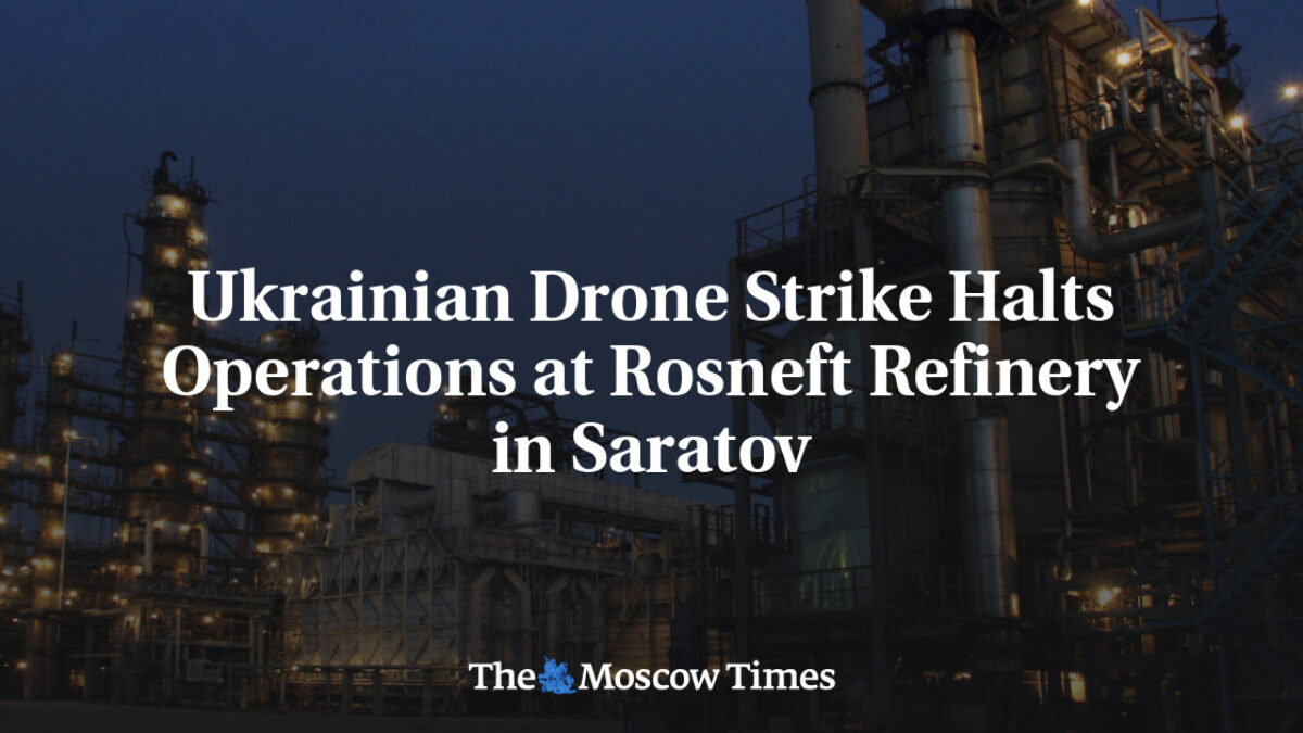 Ukrajinský útok dronom zastavil prevádzku v rafinérii Rosneft v Saratove