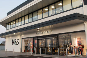 Marks & Spencer: Služba Click & Collect je späť po kybernetickom útoku