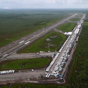 Sudca zvažuje, či „Alligator Alcatraz“ porušuje zákon o ochrane živo...
