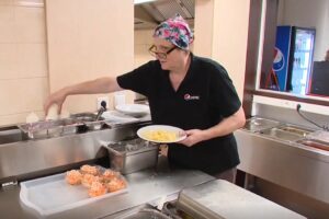 Nájsť si prácu po päťdesiatke nemusí byť jednoduché.