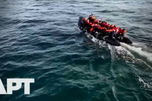 Nové britské represálie: Pašerákom využívajúcim sociálne siete hrozí väzenie.