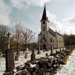 Kostolné hodiny navždy ukazujú za päť minút dvanásť. Osud zaniknutej obce mrazí ...