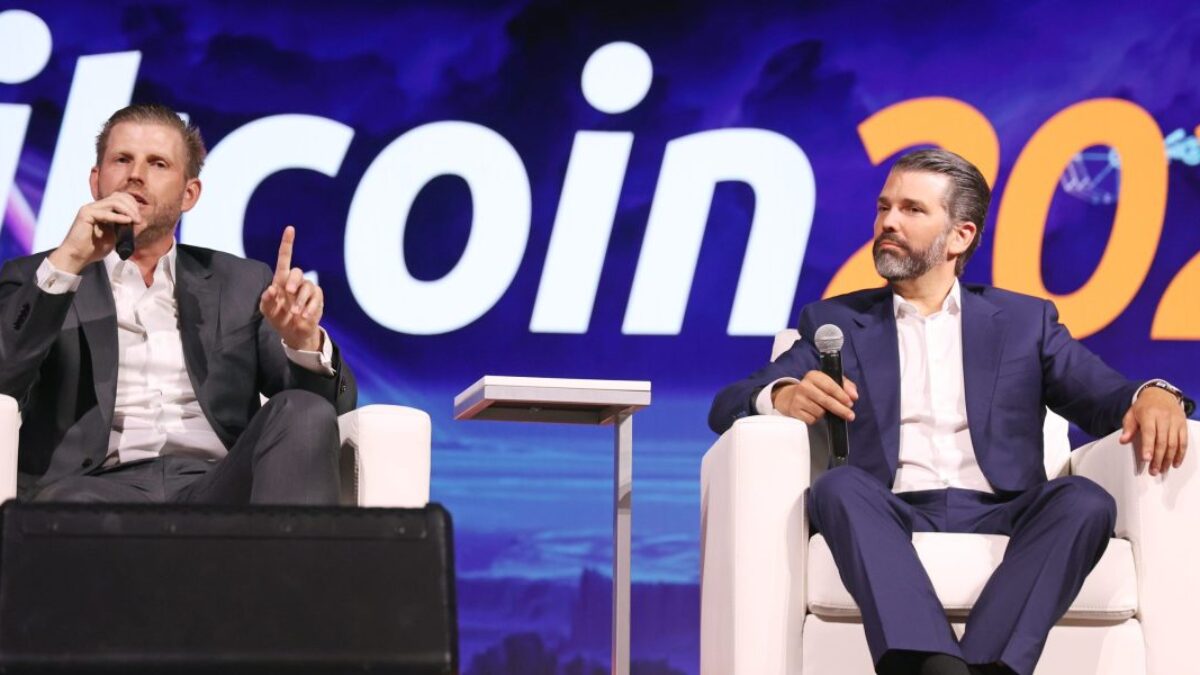 Kryptopodnikanie Trumpových synov plánuje spustiť verejnú spoločnosť zameranú na rodinný token.
