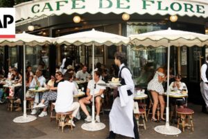 Reakcie obyvateľov Paríža na Trumpove clá: „Život bude drahší“