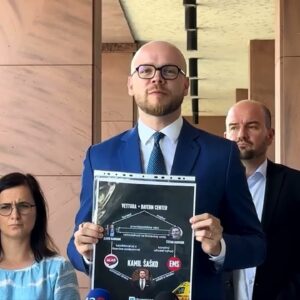 Ďalšie škandalózne zistenia v škandalóznom záchrankovom tendri | Tlačový brífing...