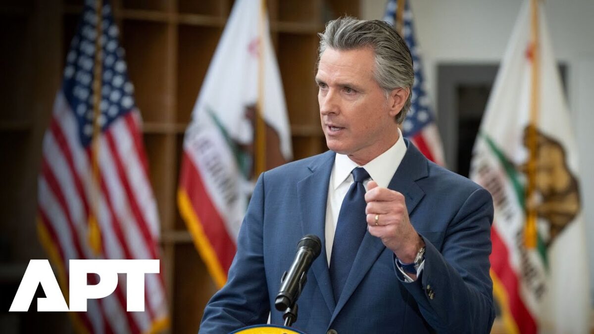 Gavin Newsom sľubuje tvrdú odpoveď na plán prerozdelenia volebných obvodov Republikánov v Texase.