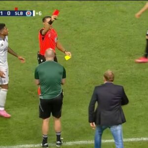 Weissov výbuch hnevu: Rozhodcovské verdikty rezonujú po celom Slovensku.