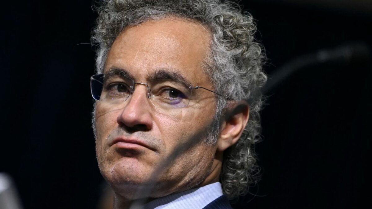 Ako sa Palantir – spoločnosť príliš malá na to, aby sa dostala do rebríčka Fortune 500 – stala jednou z 25 najhodnotnejších spoločností na svete.