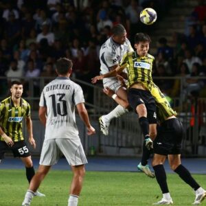 Slovan v šlamastike, oslabení belasí padli v závere, odveta bez kľúčového hráča