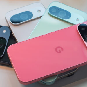 Ako definuješ „čoskoro“? Google si uťahuje zo Siri a láka na Pixel 1...