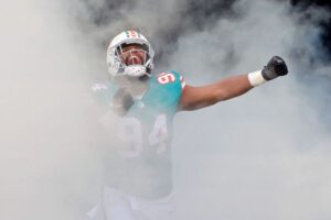 Futbalista stratil prácu pre zlý vtip, teraz žiada milióny.