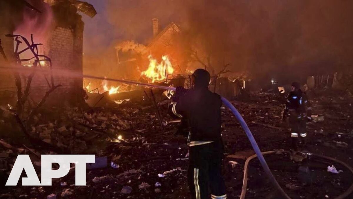 Ruské bomby dopadajú na Kramatorsk: Najmenej jeden mŕtvy a jedenásť zranených.