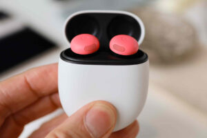 Nový farebný Pixel 10 mieri aj na Pixel Buds Pro 2