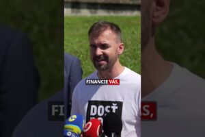 PODMIENKY UŠITÉ LEN PRE 👉 VYVOLENÝCH, LEN PRE “NAŠICH ĽUDÍ”