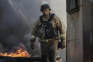 Rusko v noci opäť ostreľovalo Ukrajinu, hlásia obete.